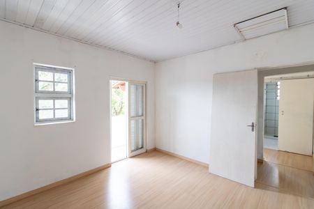 Casa à venda com 140m², 2 quartos e 2 vagas Casa à venda com 140m², 2 quartos e 2 vagasQuarto