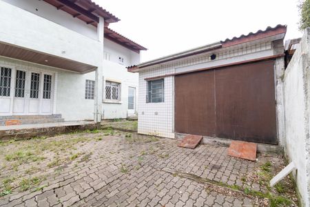 Casa à venda com 140m², 2 quartos e 2 vagas Casa à venda com 140m², 2 quartos e 2 vagasGaragem