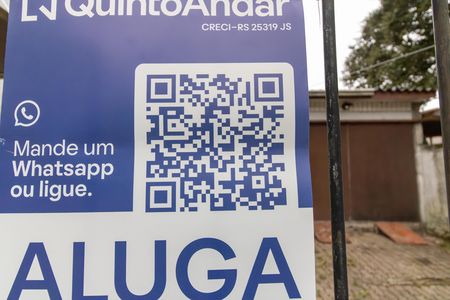 Casa à venda com 140m², 2 quartos e 2 vagas Casa à venda com 140m², 2 quartos e 2 vagasPlaquinha