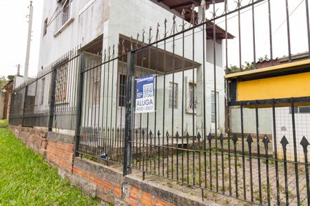 Casa à venda com 140m², 2 quartos e 2 vagas Casa à venda com 140m², 2 quartos e 2 vagasFachada