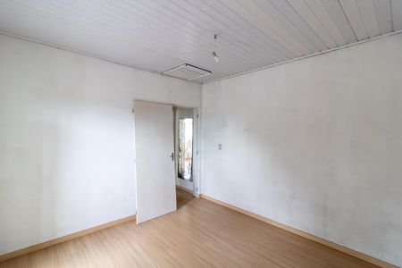 Casa à venda com 140m², 2 quartos e 2 vagas Casa à venda com 140m², 2 quartos e 2 vagasQuarto