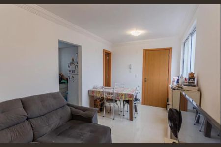 Foto 01 de apartamento à venda com 2 quartos, 60m² em Sagrada Família, Belo Horizonte