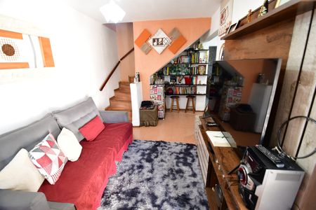 Casa à venda com 91m², 3 quartos e 2 vagasSala