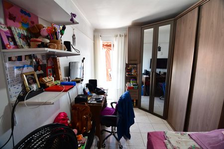 Casa à venda com 91m², 3 quartos e 2 vagasQuarto 2