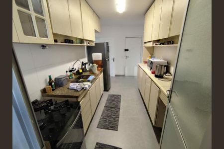 Apartamento à venda com 117m², 3 quartos e 1 vaga