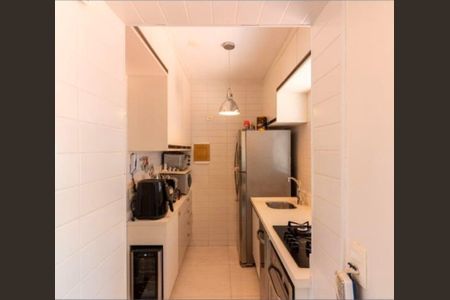 Apartamento à venda com 70m², 2 quartos e sem vaga