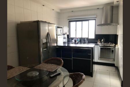 Apartamento à venda com 168m², 3 quartos e 3 vagas