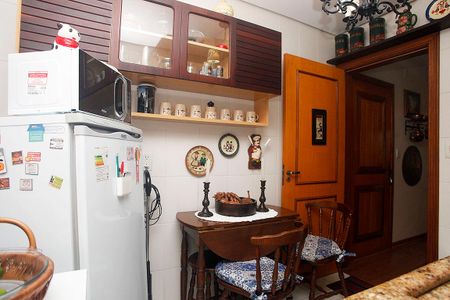 Apartamento para alugar com 90m², 1 quarto e sem vagaCozinha + Área de Serviço