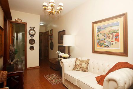 Sala 1 de apartamento para alugar com 1 quarto, 90m² em Menino Deus, Porto Alegre