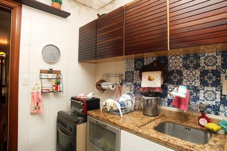 Apartamento para alugar com 90m², 1 quarto e sem vagaCozinha + Área de Serviço
