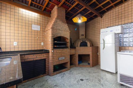 Apartamento à venda com 102m², 3 quartos e 1 vaga Apartamento à venda com 102m², 3 quartos e 1 vagaÁrea comum - Churrasqueira
