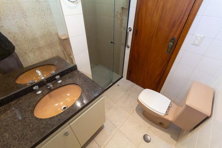 Apartamento à venda com 102m², 3 quartos e 1 vaga Apartamento à venda com 102m², 3 quartos e 1 vagaBanheiro 2
