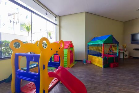 Apartamento à venda com 102m², 3 quartos e 1 vaga Apartamento à venda com 102m², 3 quartos e 1 vagaÁrea comum - Brinquedoteca