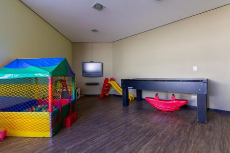 Apartamento à venda com 102m², 3 quartos e 1 vaga Apartamento à venda com 102m², 3 quartos e 1 vagaÁrea comum - Brinquedoteca
