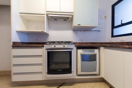Apartamento à venda com 102m², 3 quartos e 1 vaga Apartamento à venda com 102m², 3 quartos e 1 vagaCozinha