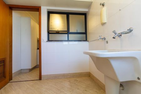 Apartamento à venda com 102m², 3 quartos e 1 vaga Apartamento à venda com 102m², 3 quartos e 1 vagaÁrea de Serviço
