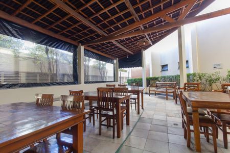 Apartamento à venda com 102m², 3 quartos e 1 vaga Apartamento à venda com 102m², 3 quartos e 1 vagaÁrea comum - Churrasqueira