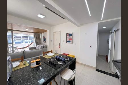 Apartamento à venda com 78m², 1 quarto e sem vaga