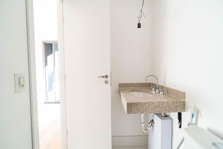 Studio para alugar com 27m², 1 quarto e sem vaga Studio para alugar com 27m², 1 quarto e sem vagaBanheiro