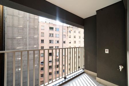 Varanda de kitnet/studio para alugar com 1 quarto, 27m² em Consolação, São Paulo