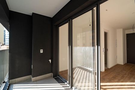 Varanda de kitnet/studio para alugar com 1 quarto, 27m² em Consolação, São Paulo