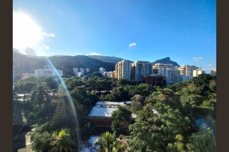Apartamento à venda com 2 quartos, 45m² em Gávea, Rio de Janeiro