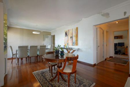 Apartamento à venda com 200m², 3 quartos e 3 vagas