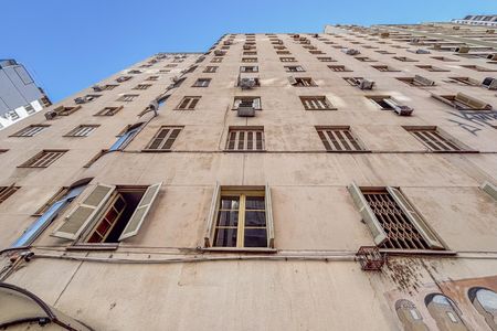 Apartamento para alugar com 92m², 3 quartos e sem vagaFachada