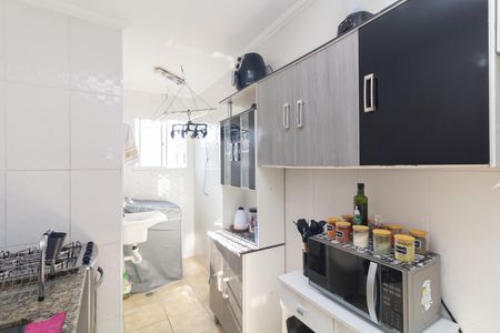 Apartamento à venda com 42m², 2 quartos e 1 vaga Apartamento à venda com 42m², 2 quartos e 1 vagaCozinha e Área de Serviço