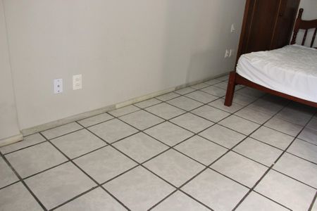 Apartamento para alugar com 136m², 3 quartos e 1 vaga