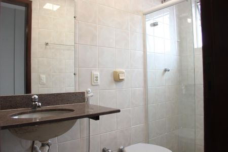 Apartamento para alugar com 136m², 3 quartos e 1 vaga