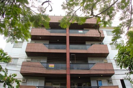 Apartamento para alugar com 136m², 3 quartos e 1 vaga