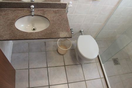 Apartamento para alugar com 136m², 3 quartos e 1 vaga