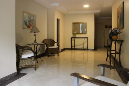 Apartamento para alugar com 136m², 3 quartos e 1 vaga