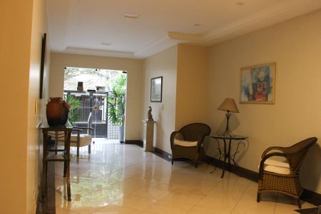 Apartamento para alugar com 136m², 3 quartos e 1 vaga