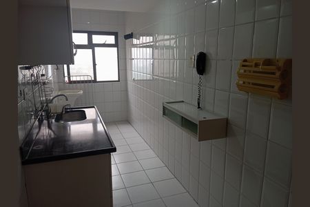 Cozinha de apartamento para alugar com 1 quarto, 59m² em Barra da Tijuca, Rio de Janeiro