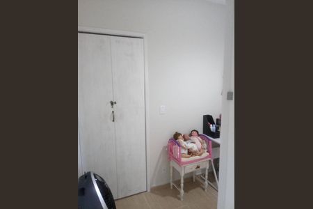 Casa à venda com 3 quartos, 98m² em Vila Talarico, São Paulo