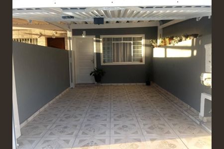 Casa à venda com 98m², 3 quartos e 1 vaga