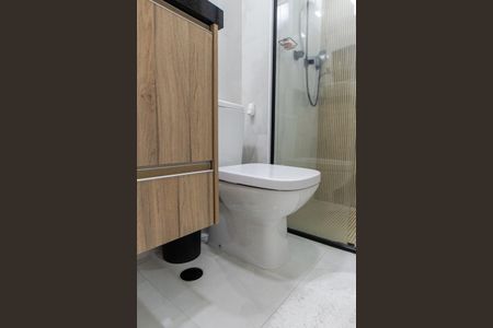 Apartamento à venda com 66m², 3 quartos e 1 vaga Apartamento à venda com 66m², 3 quartos e 1 vagaBanheiro