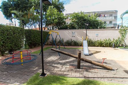 Apartamento à venda com 66m², 3 quartos e 1 vaga Apartamento à venda com 66m², 3 quartos e 1 vagaÁrea comum - Playground