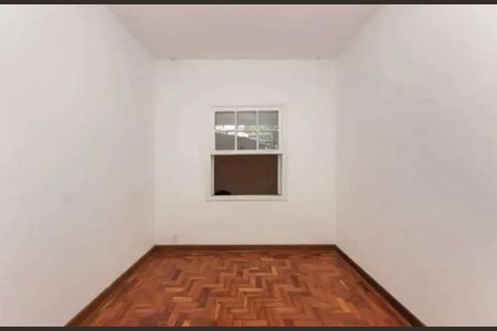 Casa à venda com 3 quartos, 126m² em Vila Madalena, São Paulo