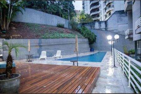 Apartamento à venda com 86m², 1 quarto e 2 vagas