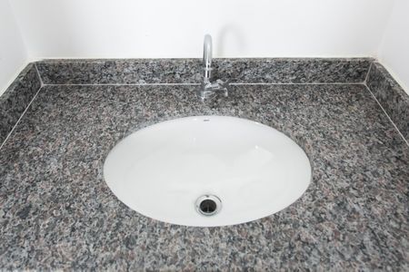 Apartamento para alugar com 37m², 2 quartos e sem vagaBanheiro - Lavatório  