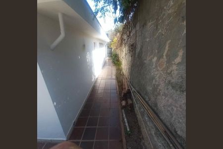 Casa à venda com 2 quartos, 158m² em Jardim Santa Helena, São Paulo
