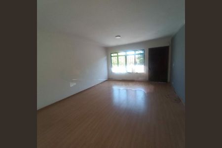 Casa à venda com 2 quartos, 158m² em Jardim Santa Helena, São Paulo