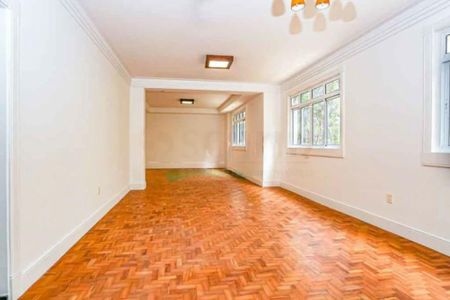 Apartamento à venda com 3 quartos, 226m² em Bela Vista, São Paulo
