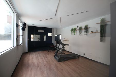Apartamento à venda com 92m², 2 quartos e 1 vagaÁrea Comum