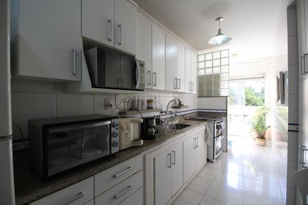 Apartamento à venda com 92m², 2 quartos e 1 vagaCozinha