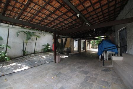 Apartamento à venda com 92m², 2 quartos e 1 vagaÁrea Comum
