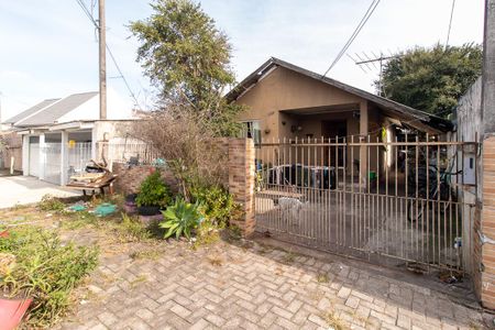 Casa à venda com 200m², 3 quartos e 1 vaga Casa à venda com 200m², 3 quartos e 1 vagaFachada